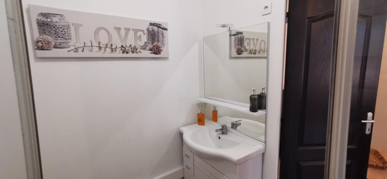 Appartement En Plein Coeur De Macon H Kültér fotó